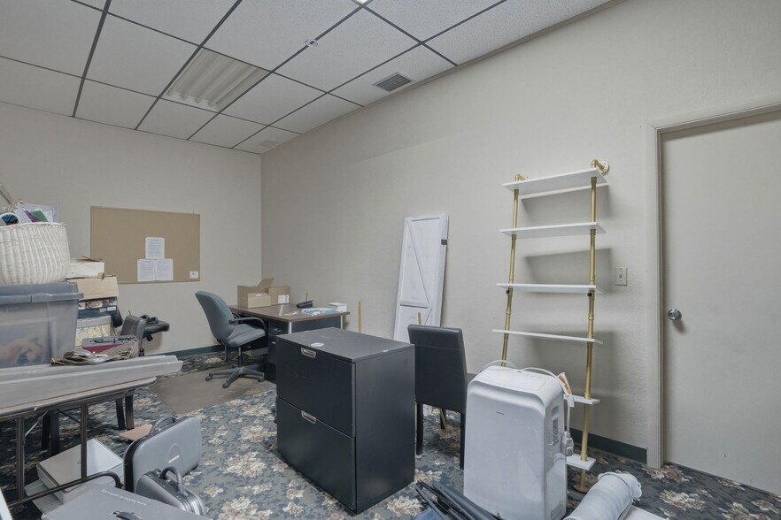 More Photos Of 1610 N Myrtle Ave, Clearwater Office For Sale