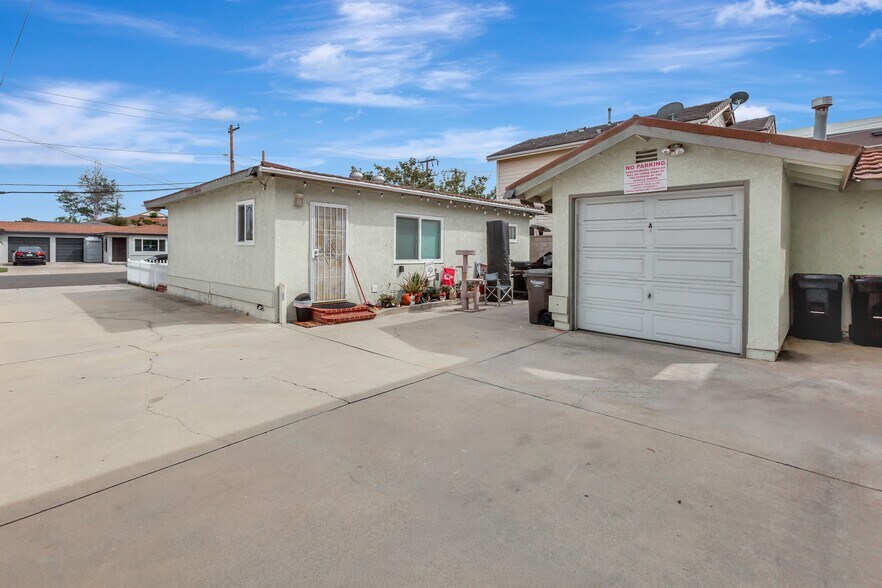 More Photos Of 18443 Patterson Ln, Huntington Beach Apartments For Sale