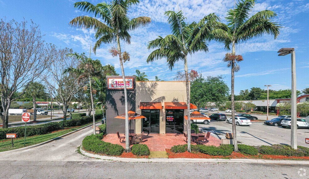 More Photos Of 5101-5195 S University Dr, Davie Unknown For Lease