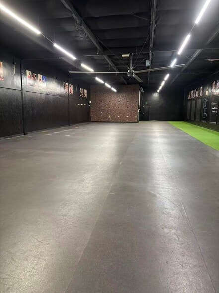 More Photos Of 7075 Commerce Cir, Pleasanton Warehouse For Lease