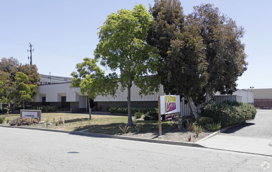 Primary Photo Of 474 Roland Way, Oakland Light Manufacturing For Sale