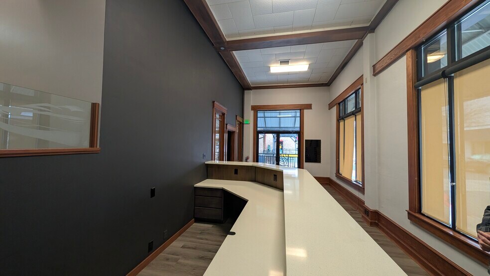 More Photos Of 316 N 2nd Ave, Sandpoint Office For Sale