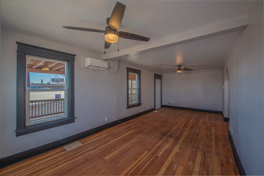 More Photos Of 901 E C St, Pueblo Storefront Retail Residential For Sale