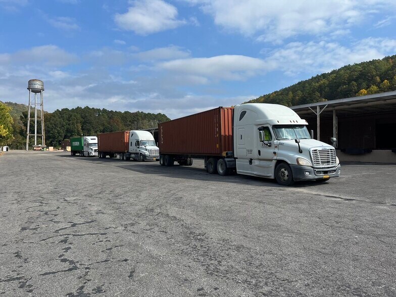 More Photos Of 601 Tuscaloosa Ave, Gadsden Warehouse For Sale