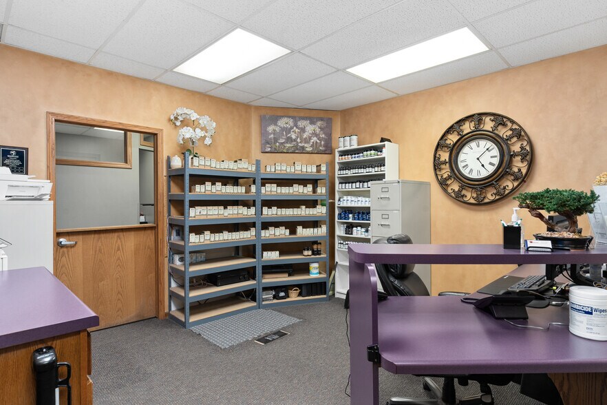 More Photos Of 822-826 S Hastings Way, Eau Claire Medical For Sale