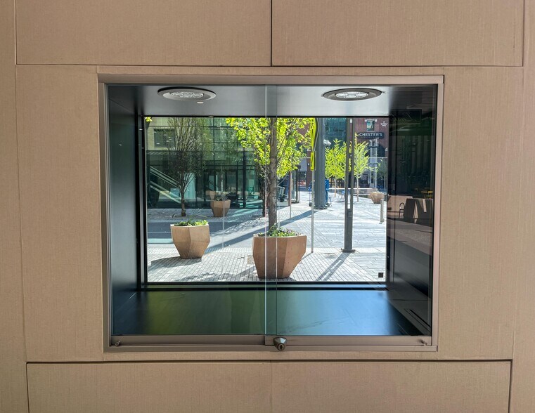 More Photos Of 101 1st Ave SW, Rochester Hotel For Lease