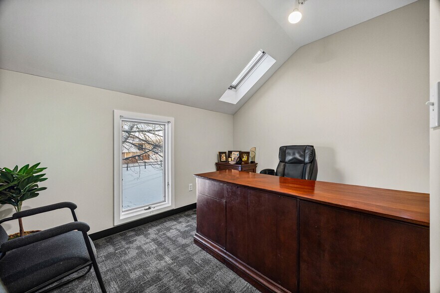 More Photos Of 955 E Henrietta Rd, Rochester Medical For Lease
