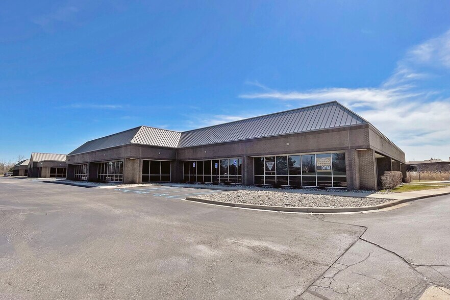 More Photos Of 17225 Federal Dr, Allen Park Research And Development For Lease