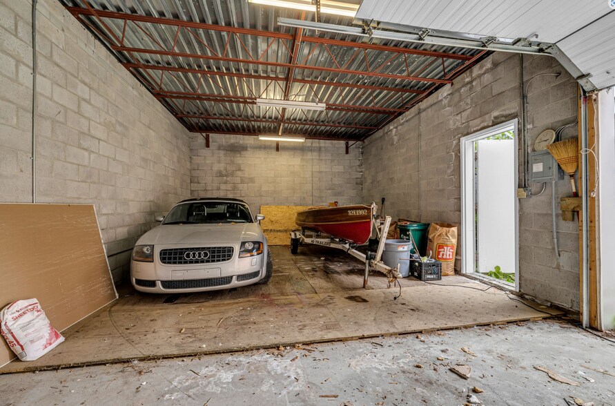 More Photos Of 113 Murray St, Ottawa Office For Sale