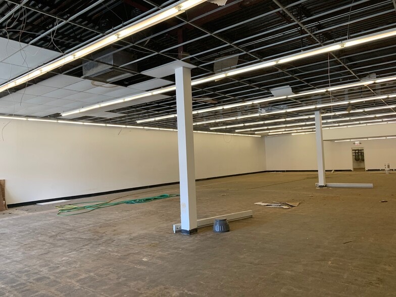 More Photos Of 1101-1109 Main St, Peekskill Unknown For Lease
