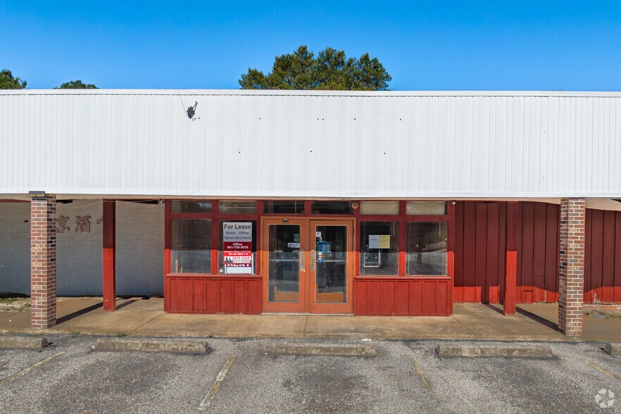 More Photos Of 4594 Yale Rd, Memphis General Retail For Sale