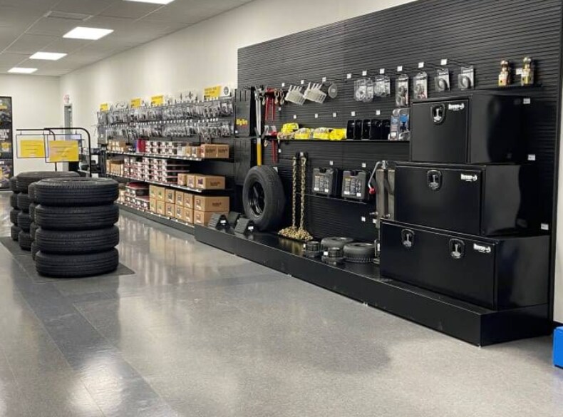 More Photos Of 305 Executive Park Dr NE, Concord Warehouse For Lease