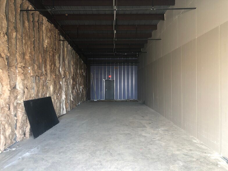 More Photos Of 2722 W Northwest Loop 323, Tyler Freestanding For Lease