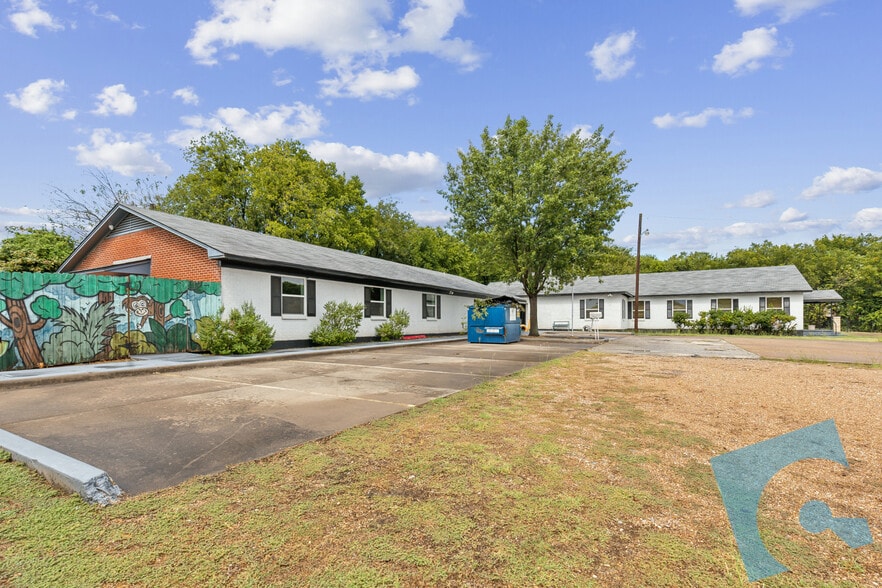 More Photos Of 114 S 14th St, Midlothian Daycare Center For Sale