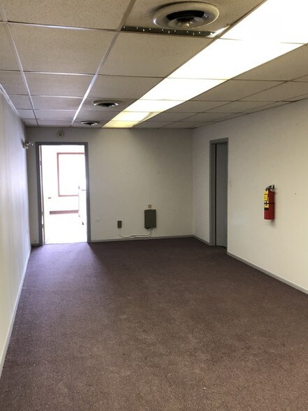 More Photos Of 1250-1254 W 127th St, Calumet Park Storefront Retail Office For Sale