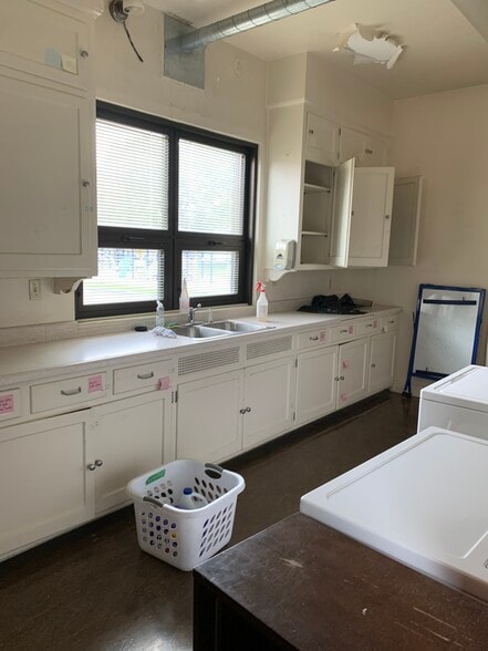 More Photos Of 615 Ethel Ave, Green Bay Schools For Sale