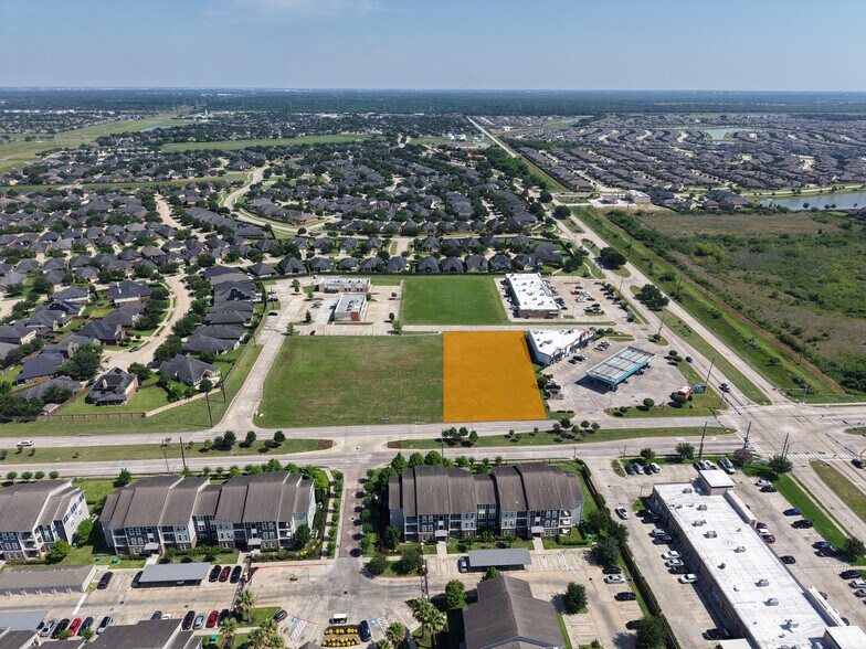 More Photos Of NEC Beechnut St & Grand Mission Grnd Lease blvd, Richmond Land For Lease