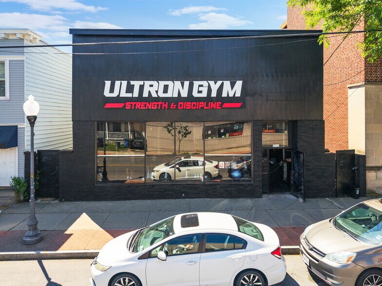 Primary Photo Of 390 Delaware Ave, Albany Storefront Retail Office For Sale