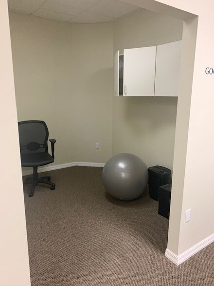 More Photos Of 9220 Bonita Beach Rd, Bonita Springs Medical For Lease