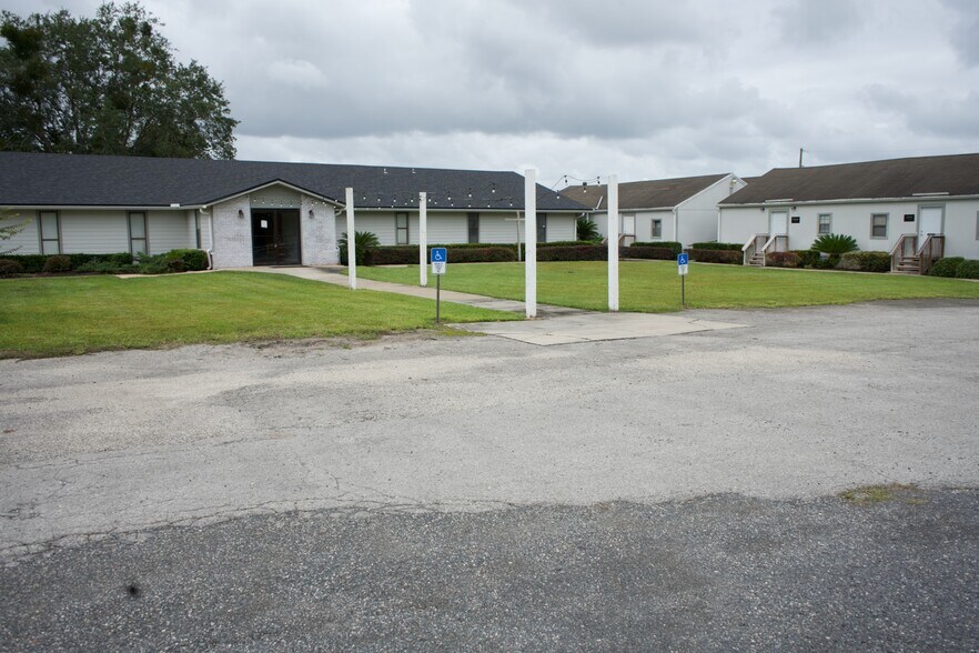 Primary Photo Of 5040 County Road 218, Middleburg Religious Facility For Sale