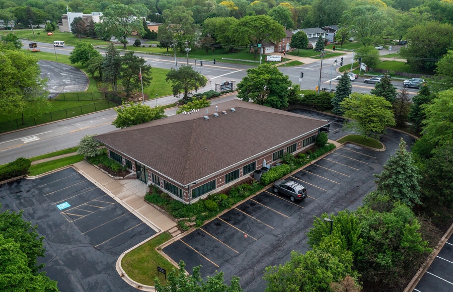 More Photos Of 5950 Lincoln Ave, Lisle Medical For Lease
