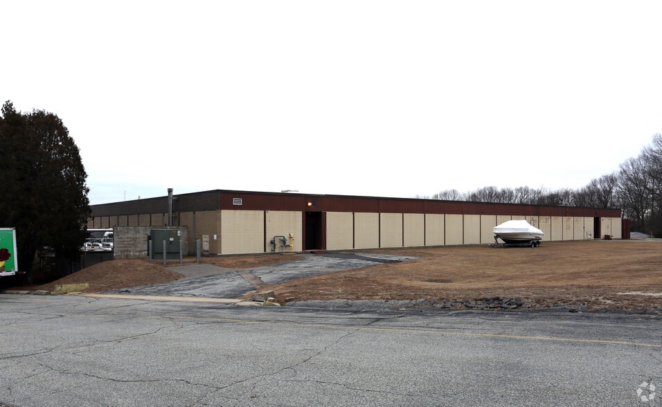 More Photos Of 51 Industrial Dr, North Smithfield Warehouse For Sale