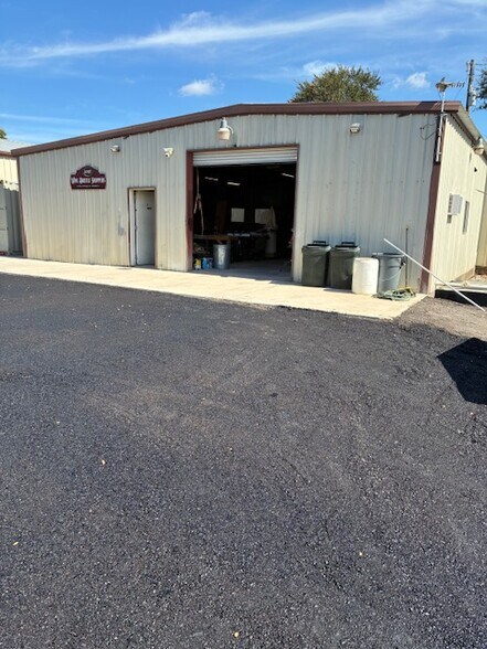 More Photos Of 200 CR 180, Leander Office For Lease