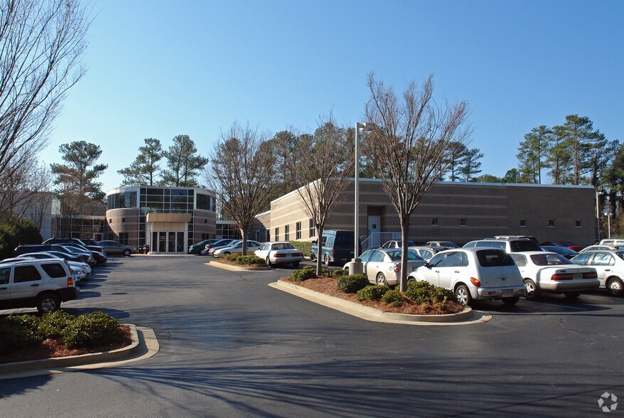 More Photos Of 1720 Phoenix Blvd, College Park Medical For Lease