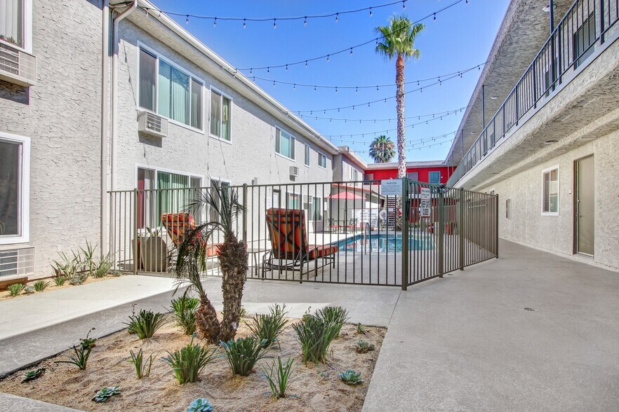 More Photos Of 14849 Vanowen St, Van Nuys Apartments For Sale