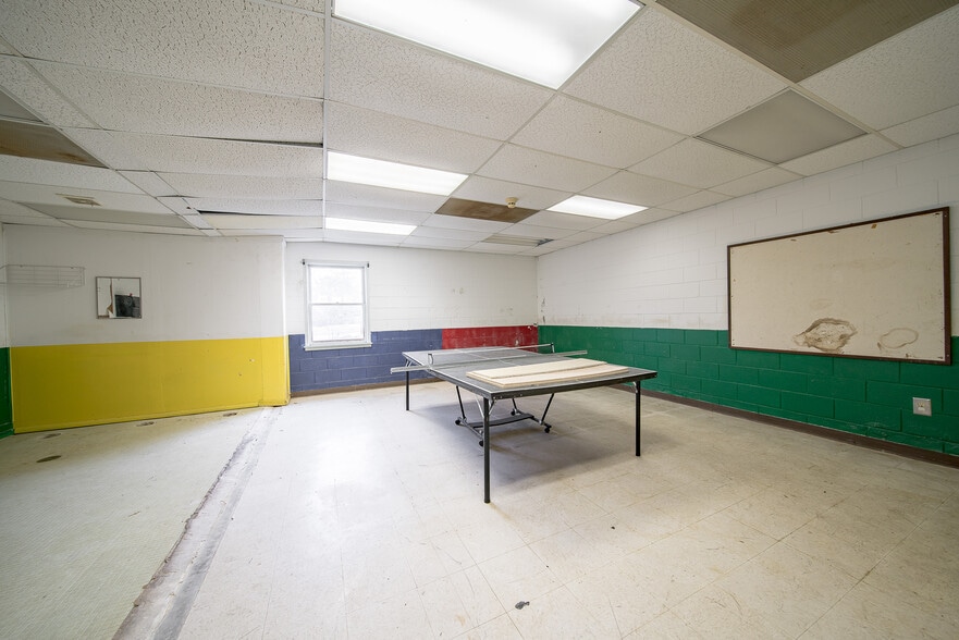 More Photos Of 4323 Primrose Rd, Columbus Religious Facility For Sale