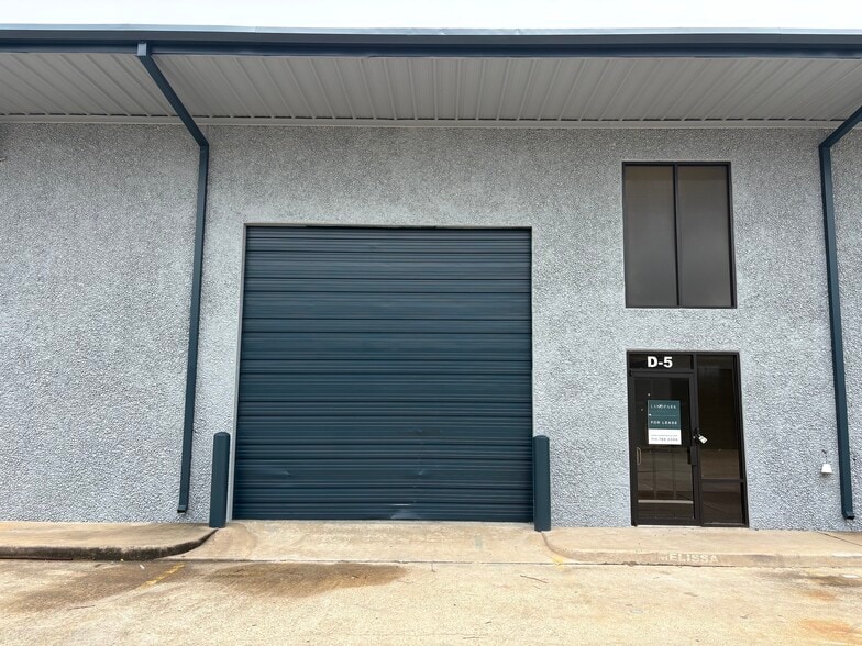 More Photos Of 5708 N Shepherd Dr, Houston Unknown For Lease