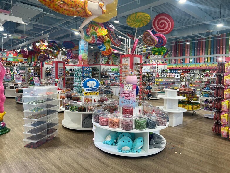 More Photos Of 1400 S Ocean Blvd, Myrtle Beach Apartments For Lease