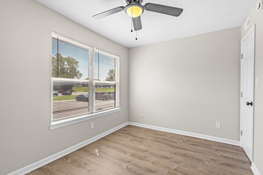 More Photos Of 12322 3rd St, Grandview Apartments For Sale