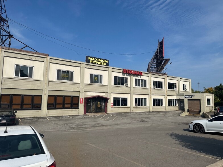 More Photos Of 80 Rockwood St, Rochester Loft Creative Space For Lease