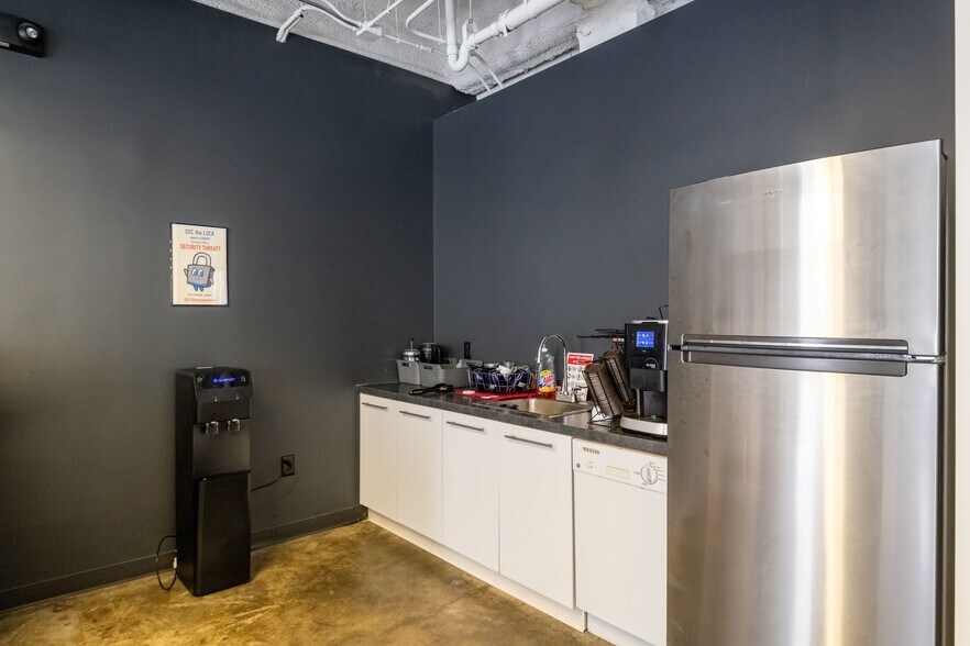 More Photos Of 234 Fayetteville St, Raleigh Loft Creative Space For Lease