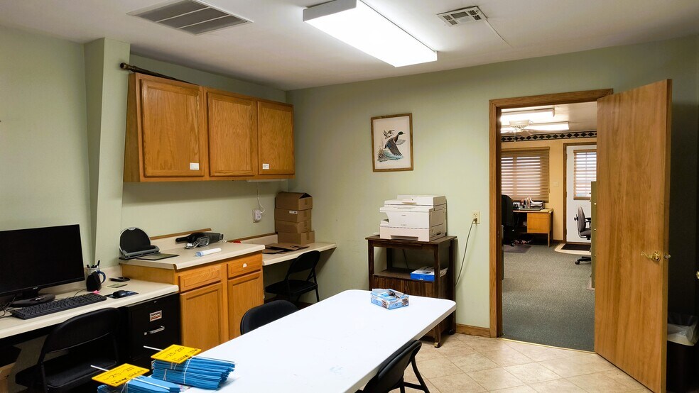 More Photos Of 853 KS-19 Hwy, Larned Warehouse For Sale