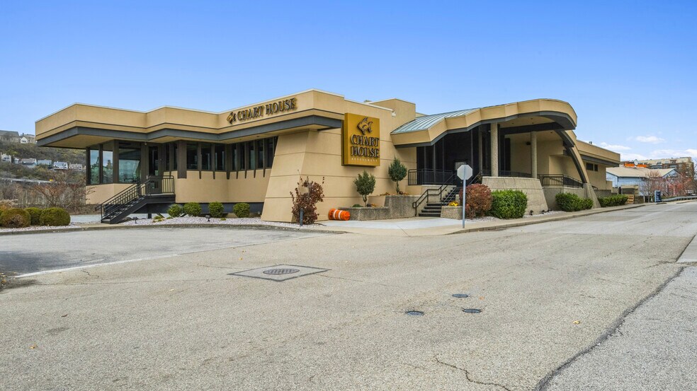 More Photos Of 405 Riverboat Row, Newport Restaurant For Sale