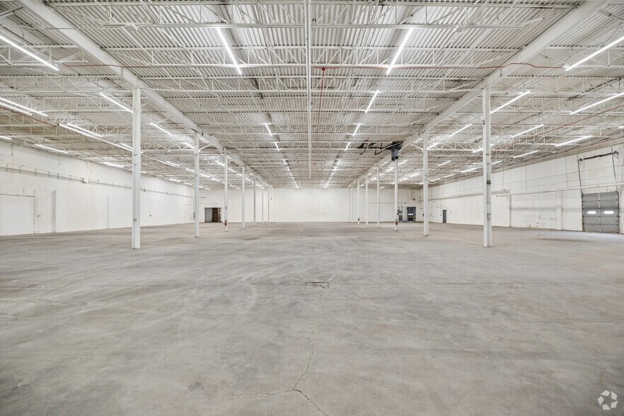 More Photos Of 6 Willow Rd, Ayer Warehouse For Lease
