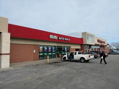 More Photos Of 7600-7610 W Capitol Dr, Milwaukee Unknown For Lease