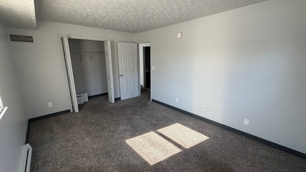 More Photos Of 3100 Beal St, Warren Apartments For Sale