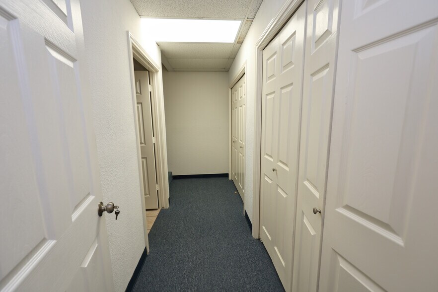 More Photos Of 6511 Stewart Rd, Galveston Office For Lease