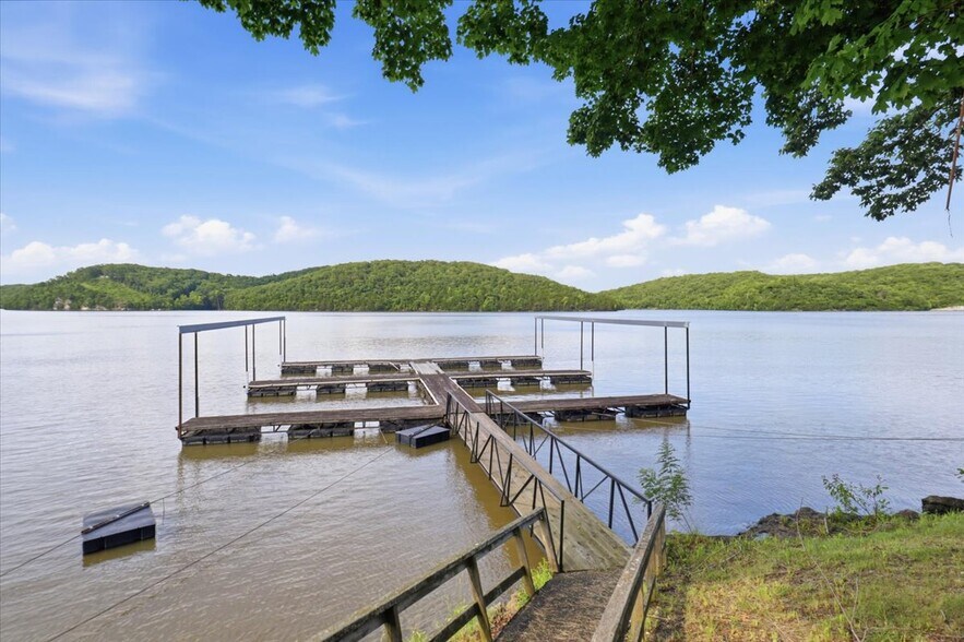 More Photos Of 1077 Duncan Dr, Edwards General Retail For Sale
