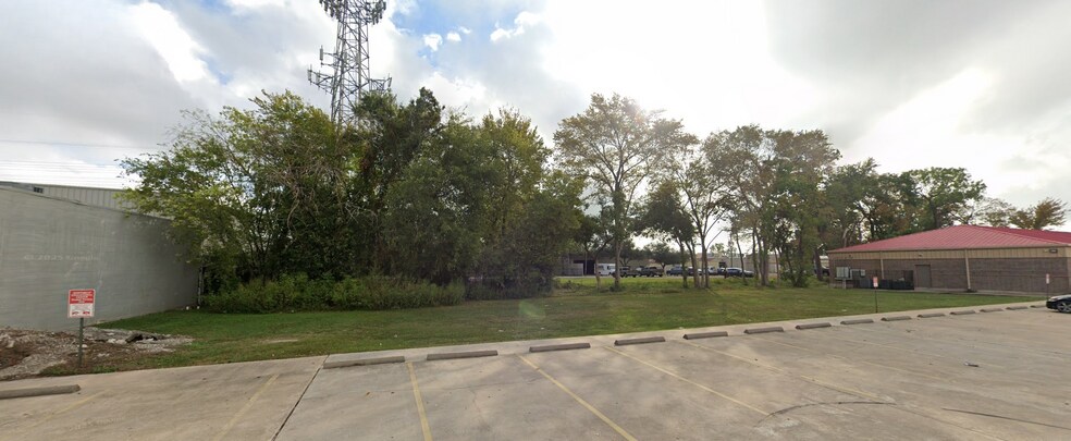 More Photos Of 2910 Antoine Dr, Houston Storefront Retail Office For Sale