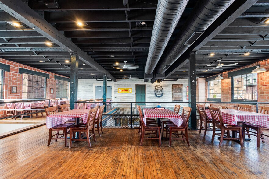 More Photos Of 20 Center St, Batavia Restaurant For Sale