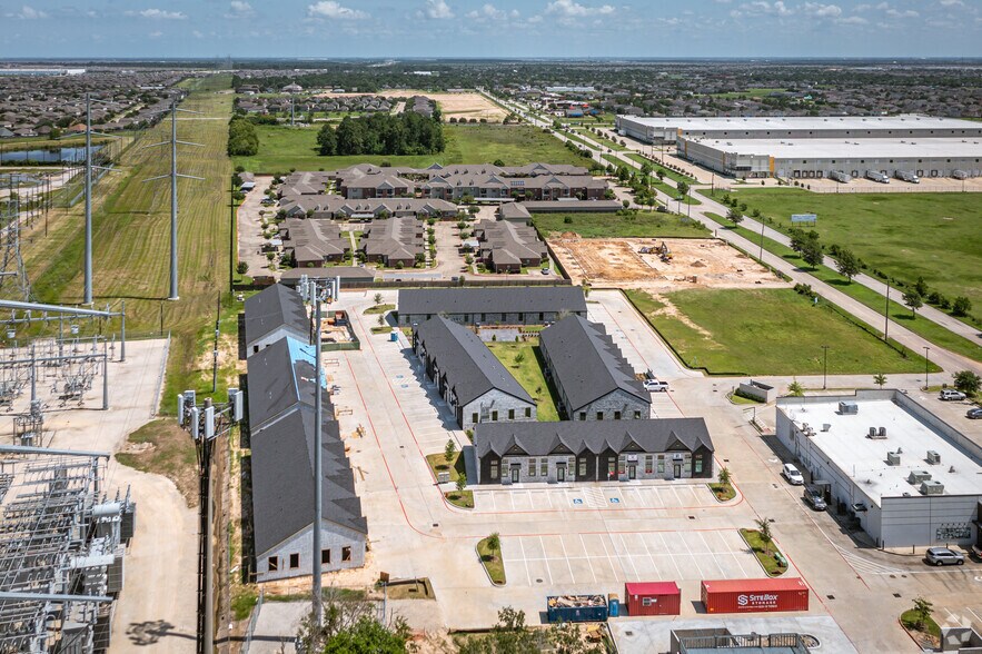 More Photos Of 2035 N Mason Rd, Katy Medical For Lease