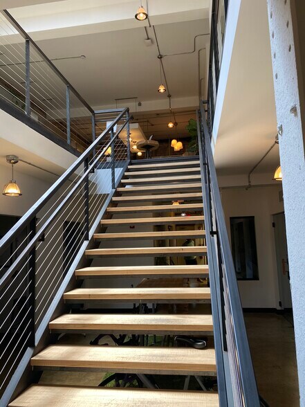 More Photos Of 414 Fayetteville St, Raleigh Office For Sale