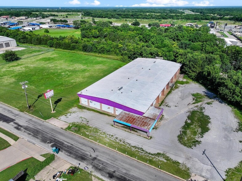More Photos Of 3100 Versaille Dr, Sherman Skating Rink For Sale