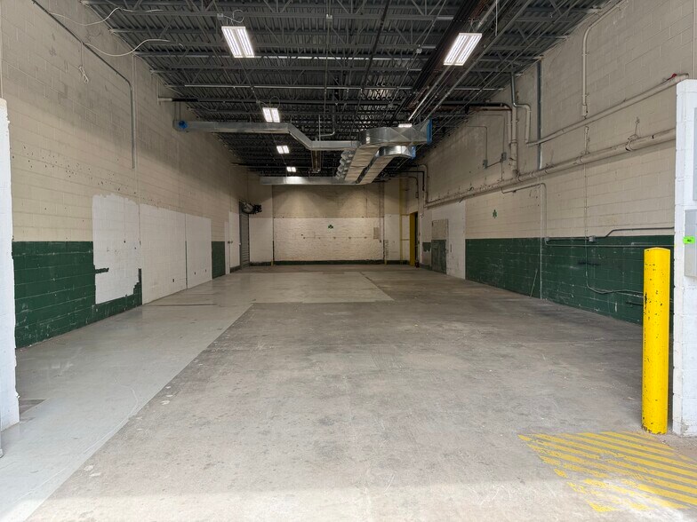 More Photos Of 19-06 42nd St, Astoria Industrial For Lease