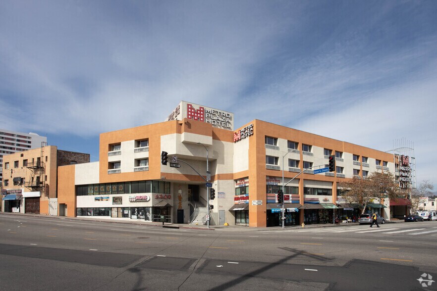 Primary Photo Of 701-711 N Main St, Los Angeles Hotel For Lease