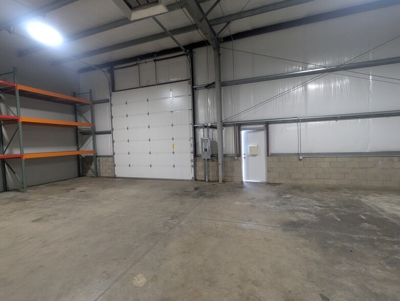 More Photos Of 1505 Green Siding Rd, Roseburg Warehouse For Lease